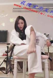 Ů����ŵ��һ�ӽ���ȭ�������߼�������Ům