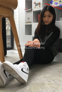 ��Student_Model�����28KuKu 60P