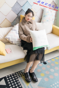 ��131�ڣ���-΢Ц��ü�� 142P������Ƶ